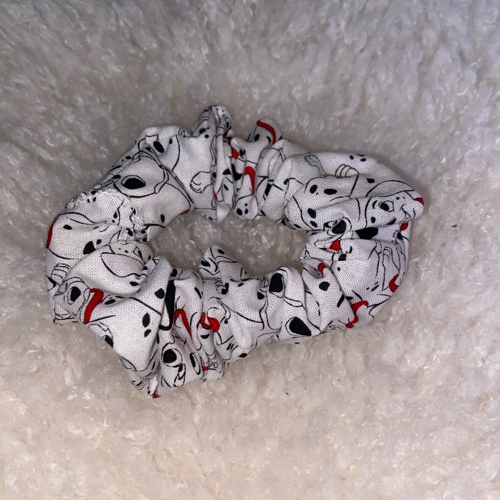 2 handmade 101 dalmatians scrunchies 🩷 - Picture 2 of 5